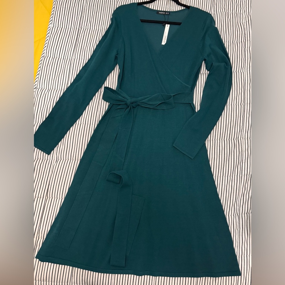 New with tags Patty Boutik sweater wrap dress in teal